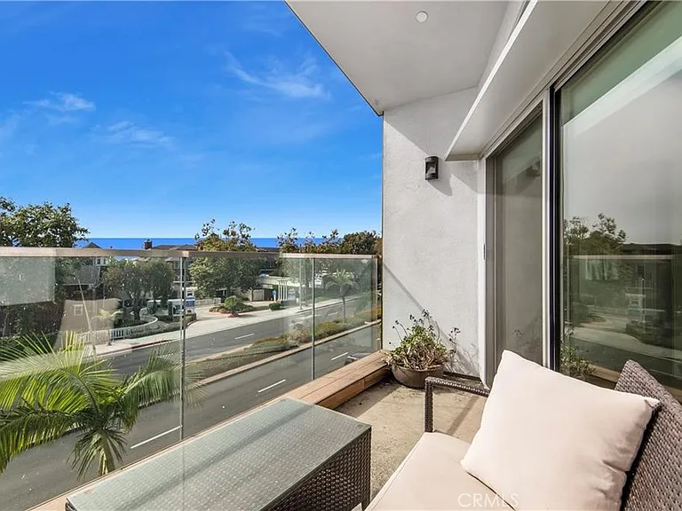 3920 Coast Hwy E — Photo 27