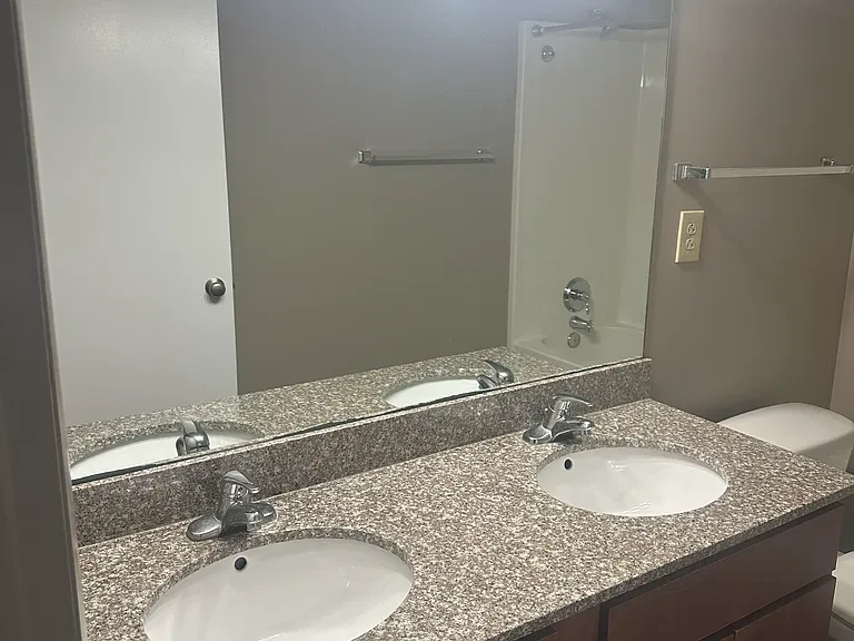 1735 Lake Ave #205 — Photo 15