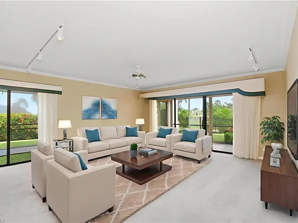 6979 Winkler RD #111, FORT MYERS, FL 33919