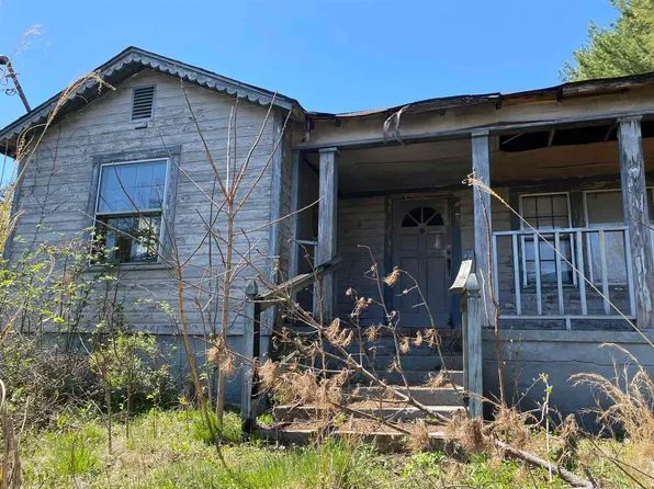 4447 Thaxton Rd, Pulaski, VA 24301