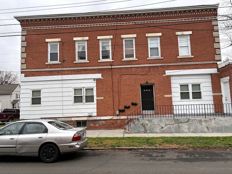 50 Cook St #2 — Photo 17