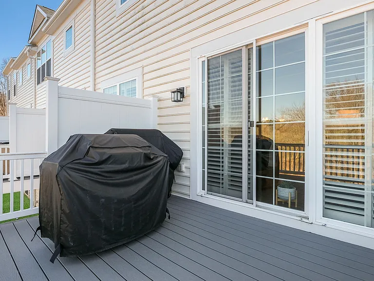 44 Hunters Ln — Photo 12
