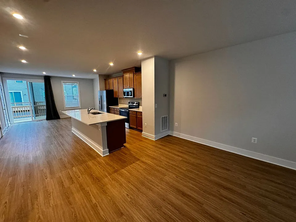 9935 Golden Trout Lane Gln