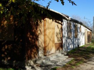 215 E Barbour St, Banning, CA 92220