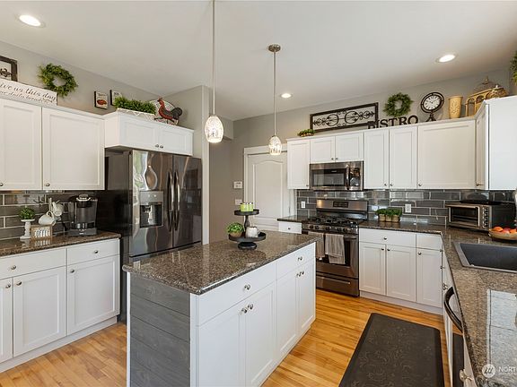 2nd image of 10411 178th Avenue E