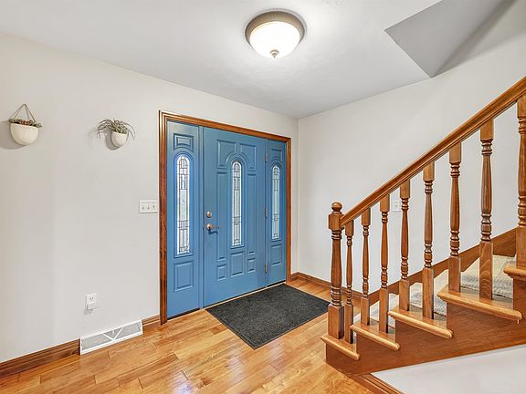 4th image of 148 Winchester Dr