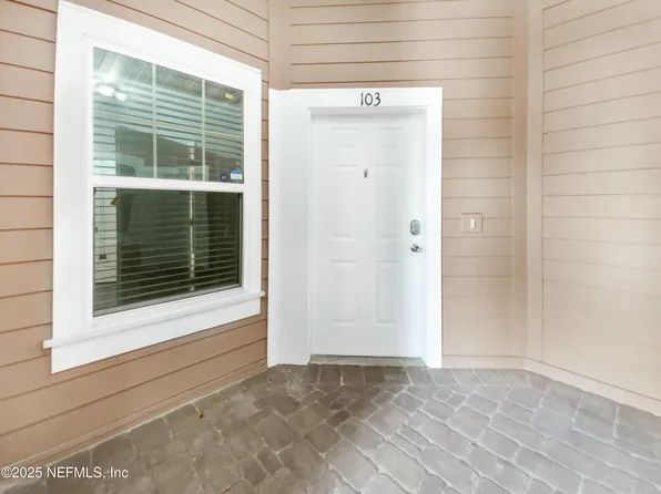 208 LARKIN Place #103, St. Johns, FL 32259