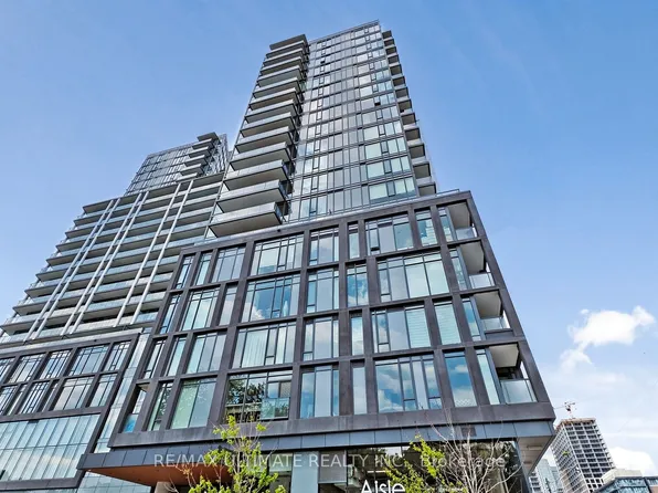 50 Power St #1311, Toronto, ON M5A 0V3