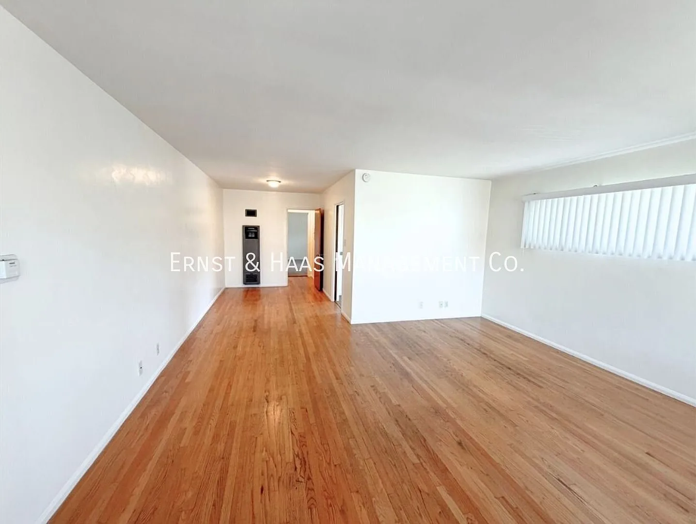 Beautifully Upgraded 2-Bedroom, 2-Bathroom Apartment Steps From Downtown! — Photo 3