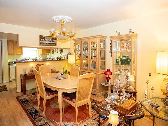 5th image of 14333 Memorial Drive #75