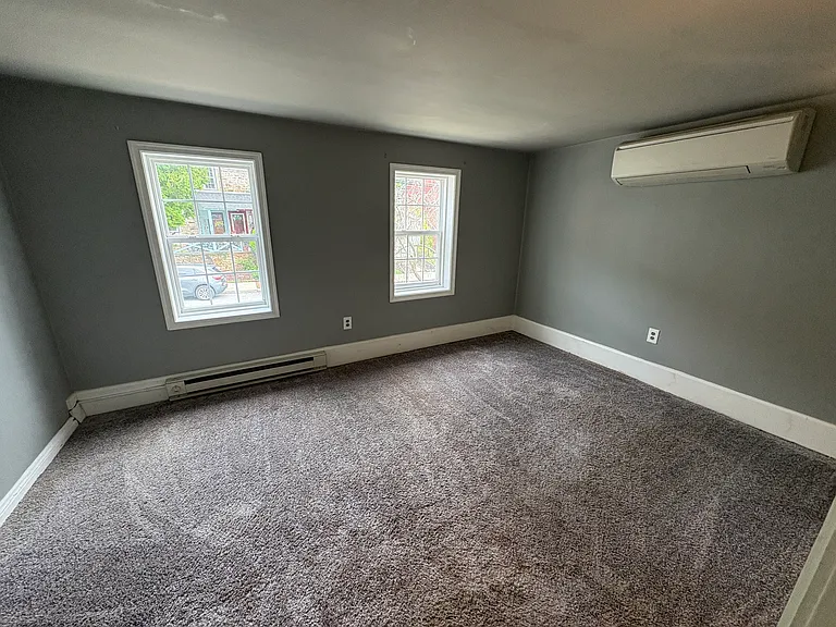 132 Main St — Photo 11