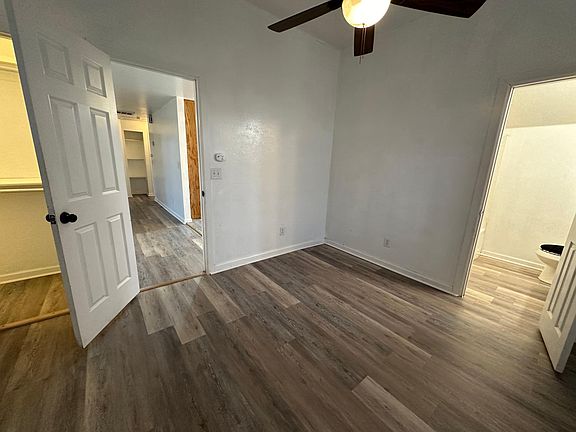 5th image of 4604 SE 19th St