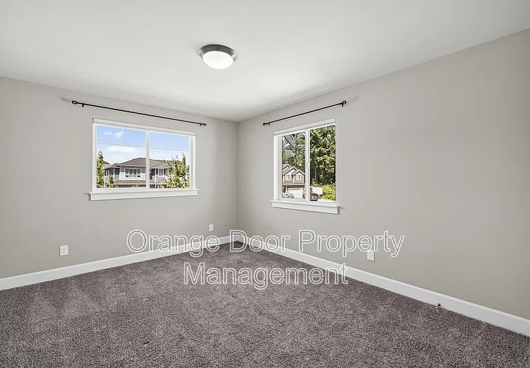 18311 SE 248th St — Photo 23