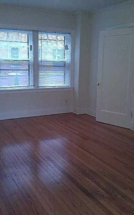 1st image of 1227 W Chase Ave