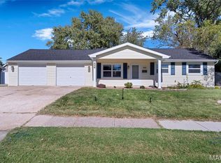 503 Eggering Dr, O'Fallon, MO 63366