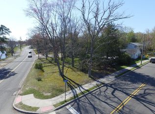 3 Lapsley Ln, Lakewood, NJ 08701