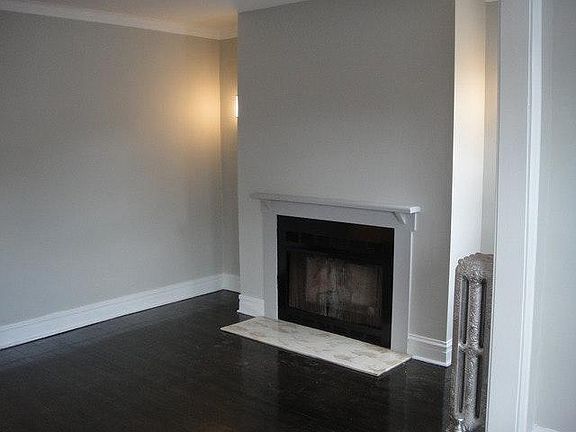 5th image of 6422 N Claremont Ave APT 1N