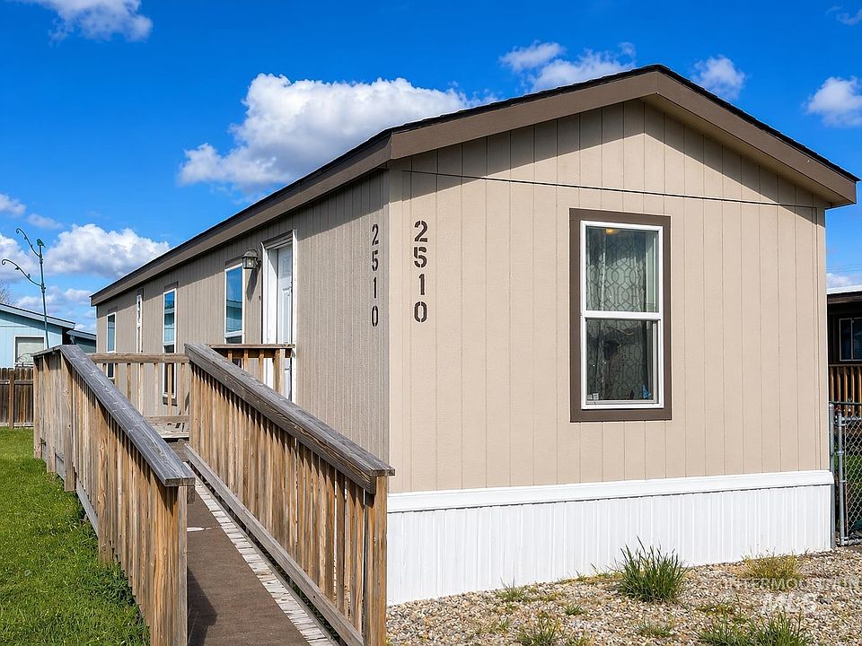 1st image of 2510 Powderhorn Pl