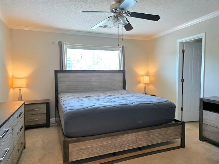 1208 Charleston Ct — Photo 14