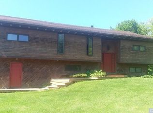 112 Royal Rd, Stuyvesant, NY 12173