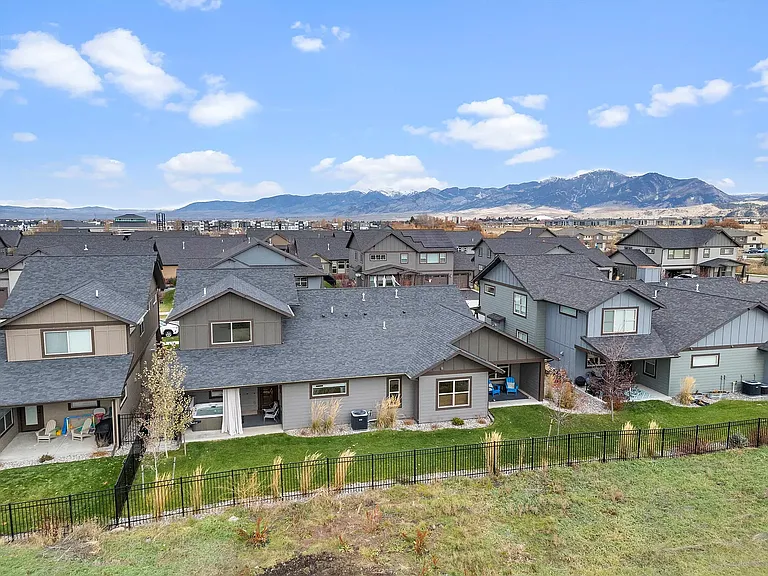 2082 Dennison Ln — Photo 52