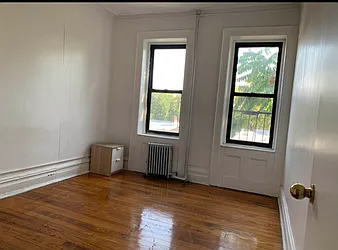 Rented by Space Link Realty