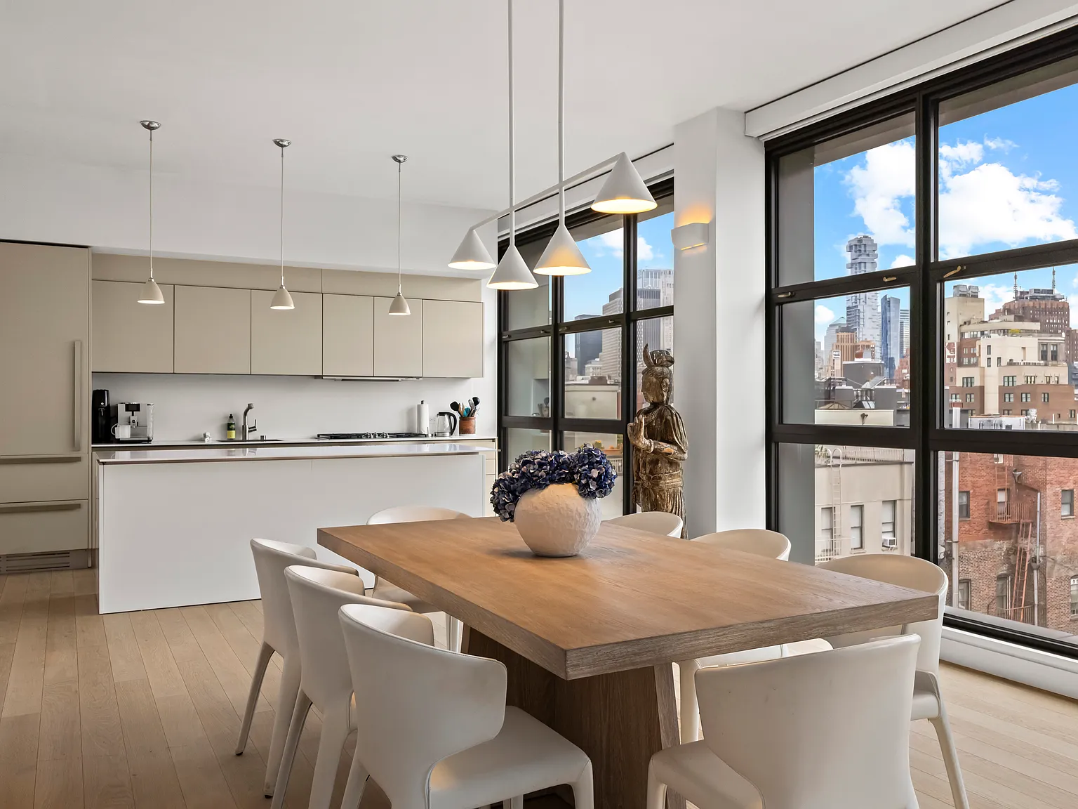 250 Bowery — Photo 4