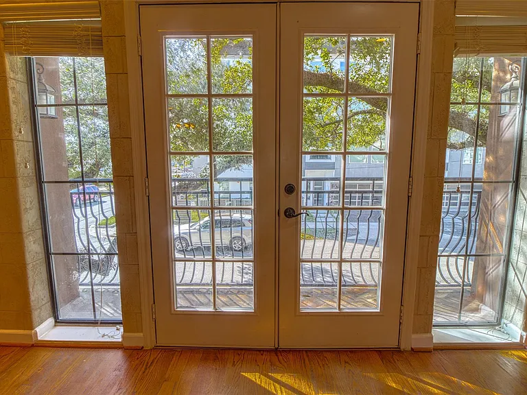 1250 Utah St — Photo 11