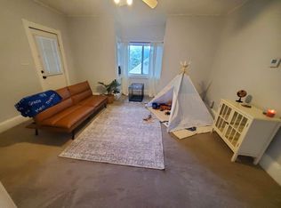 1076 Conway St #1, Saint Paul, MN 55106