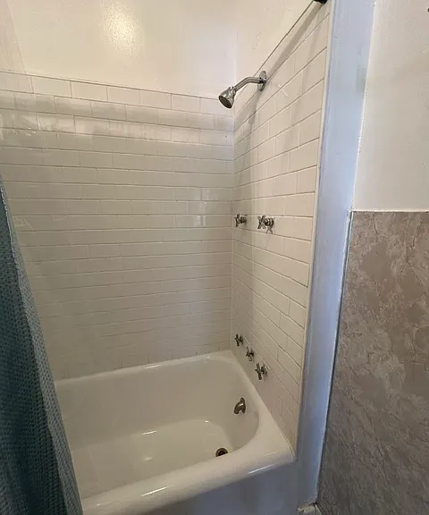 3109 W 6th St #8 — Photo 8