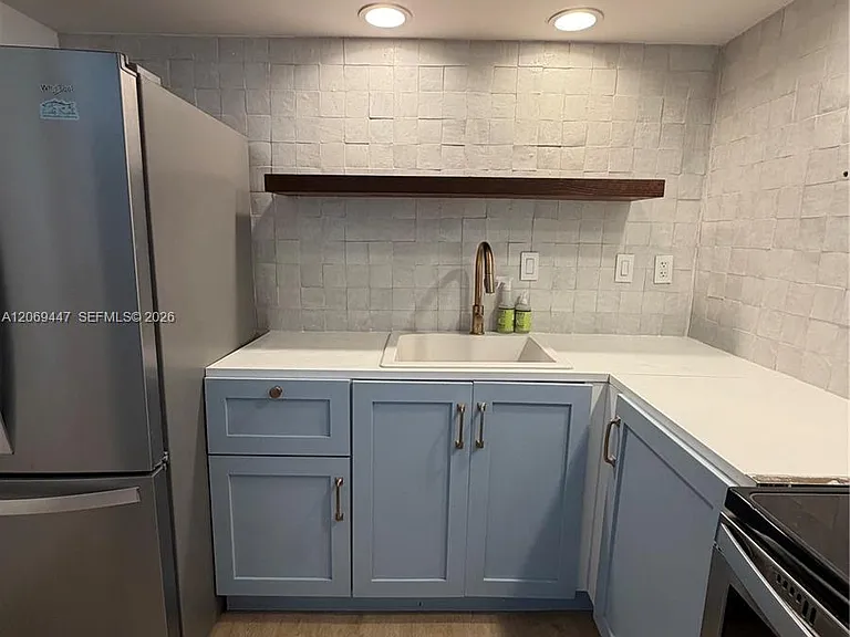 770 NE 69th St #3F — Photo 10