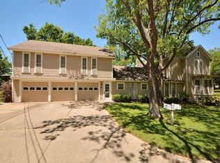316 1/2 E 7th St, Georgetown, TX 78626