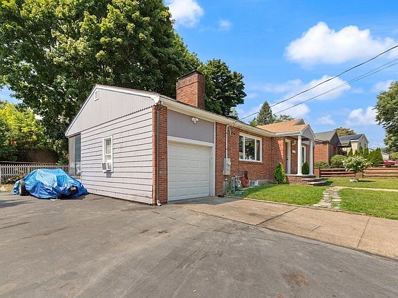 5th image of 24 Taylor Rd