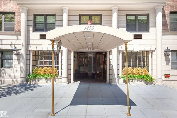 Sold by Brown Harris Stevens | media 27