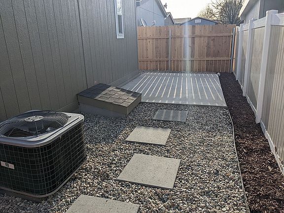 5th image of 675 Freedom Ln #42