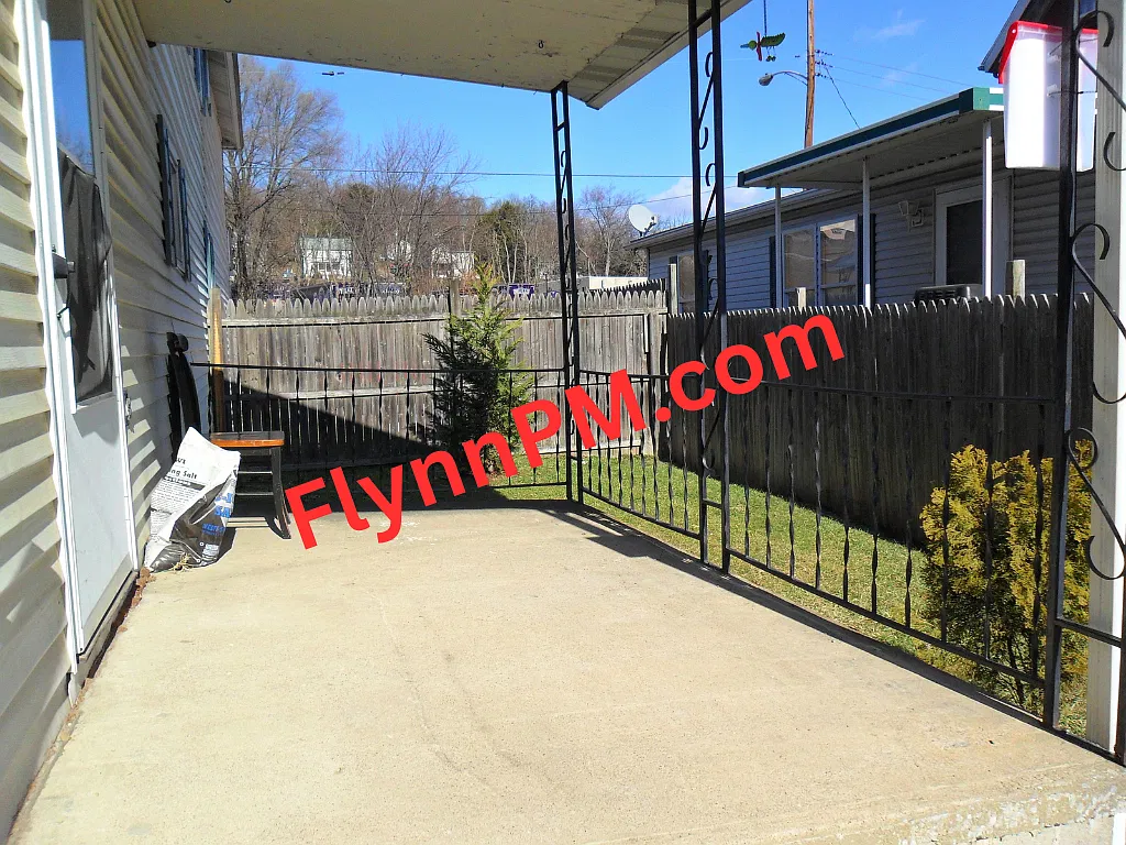 2 bed, $550 — Photo 3