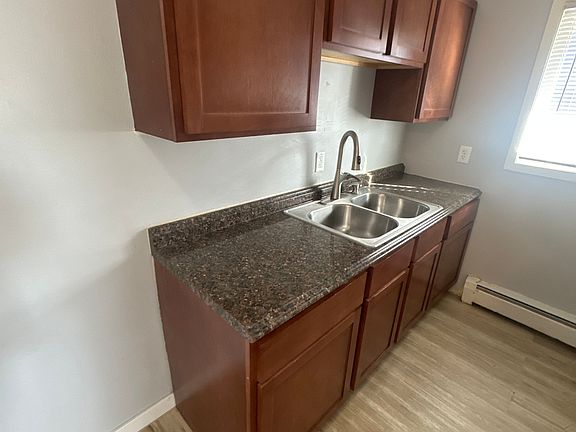 4th image of 3112 Minnehaha Ave APT 201