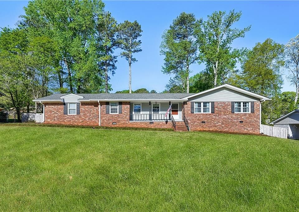1st image of 4384 Bonaparte Dr