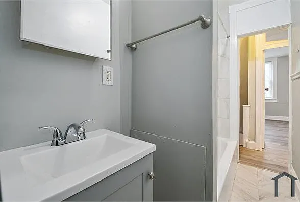 3020 Mathews St — Photo 8