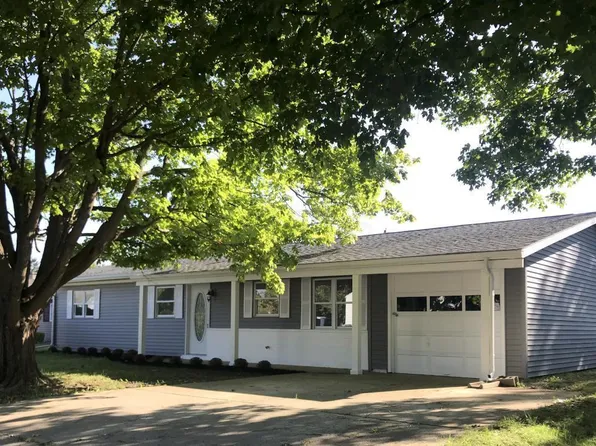 932 Lincoln Dr, Circleville, OH 43113