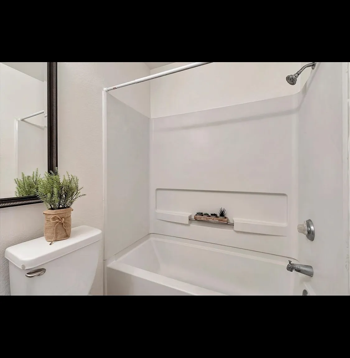 1 bed, 716 sqft, $2,800 — Photo 2