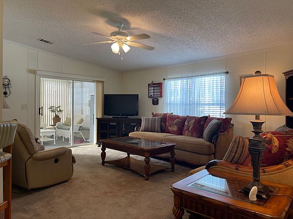 4th image of 9543 Cedar Tree Ln #170