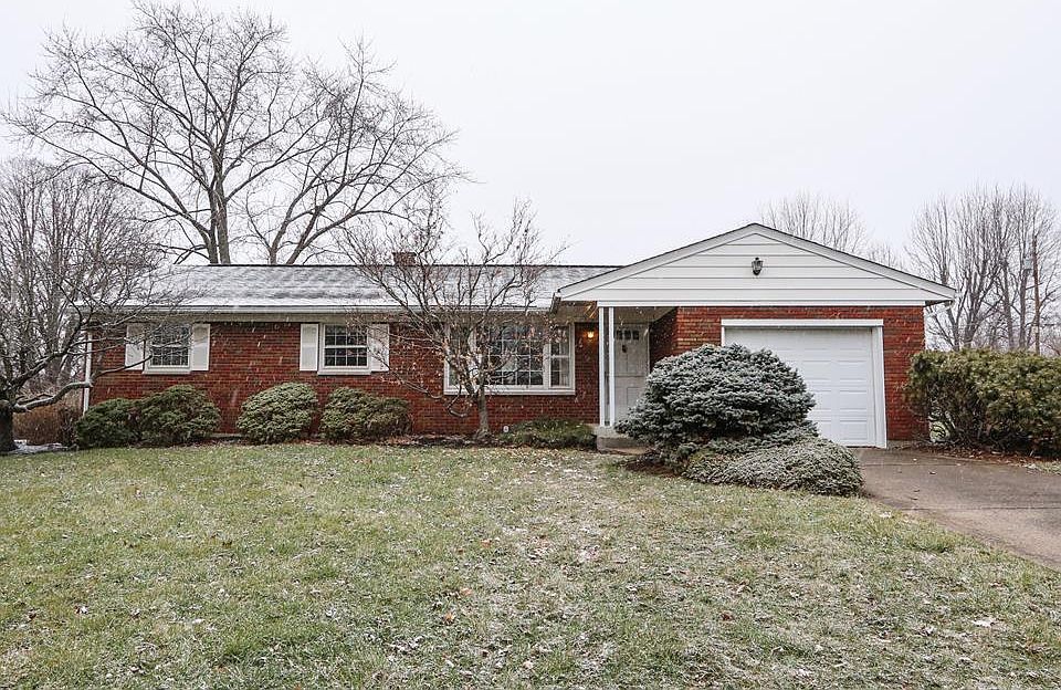 1st image of 330 Sunset Ct