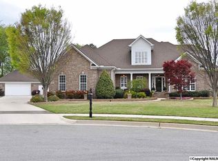 105 Bishop Spring Ct, Huntsville, AL 35806