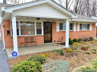 1910 Heaton Rd, Shively, KY 40216