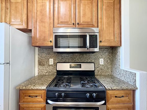 4th image of 8678 New Salem St Unit 139