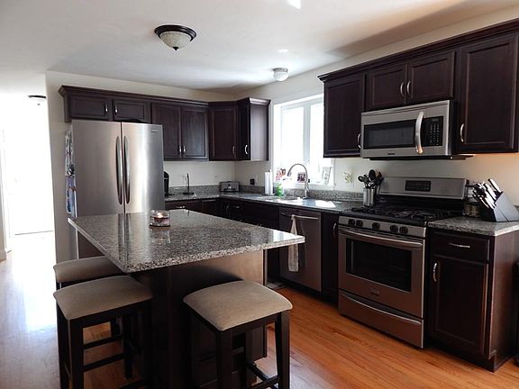 2nd image of 70 Sophia Ln