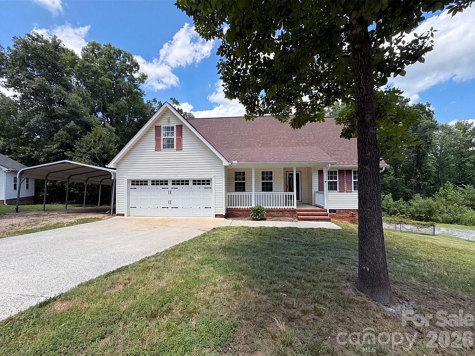 1st image of 311 Hickory Wood Dr