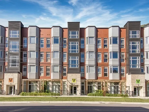 253 Albert St, Waterloo, ON