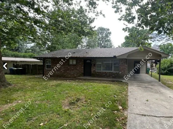 12 Rolling Ln, Little Rock, AR 72209